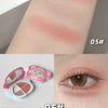 Makeup swatches and application on eyes with a compact palette