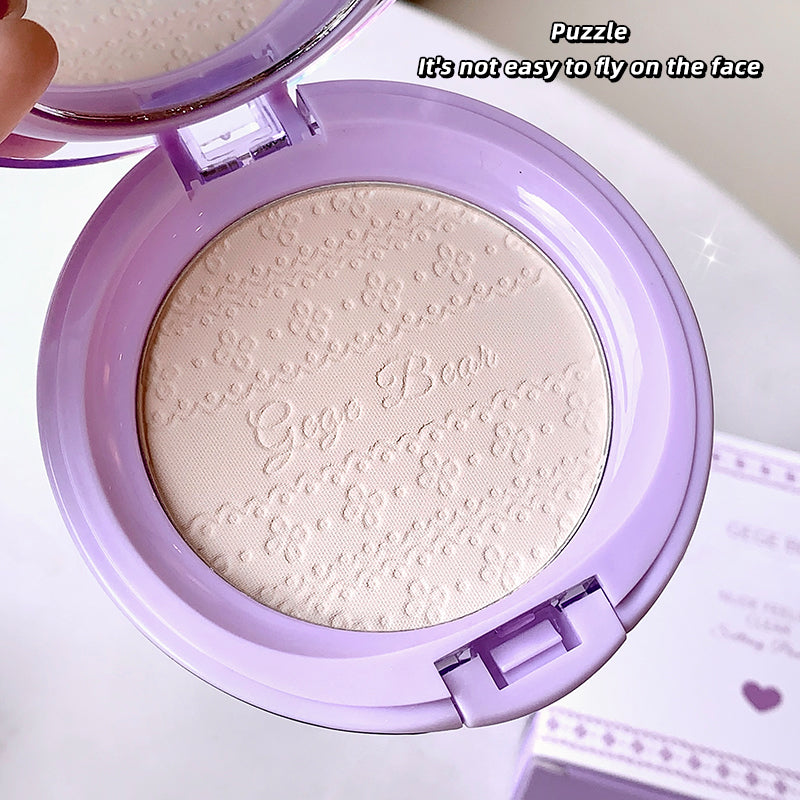 Compact powder in a purple case with 'Gege Bear' branding on a white background.