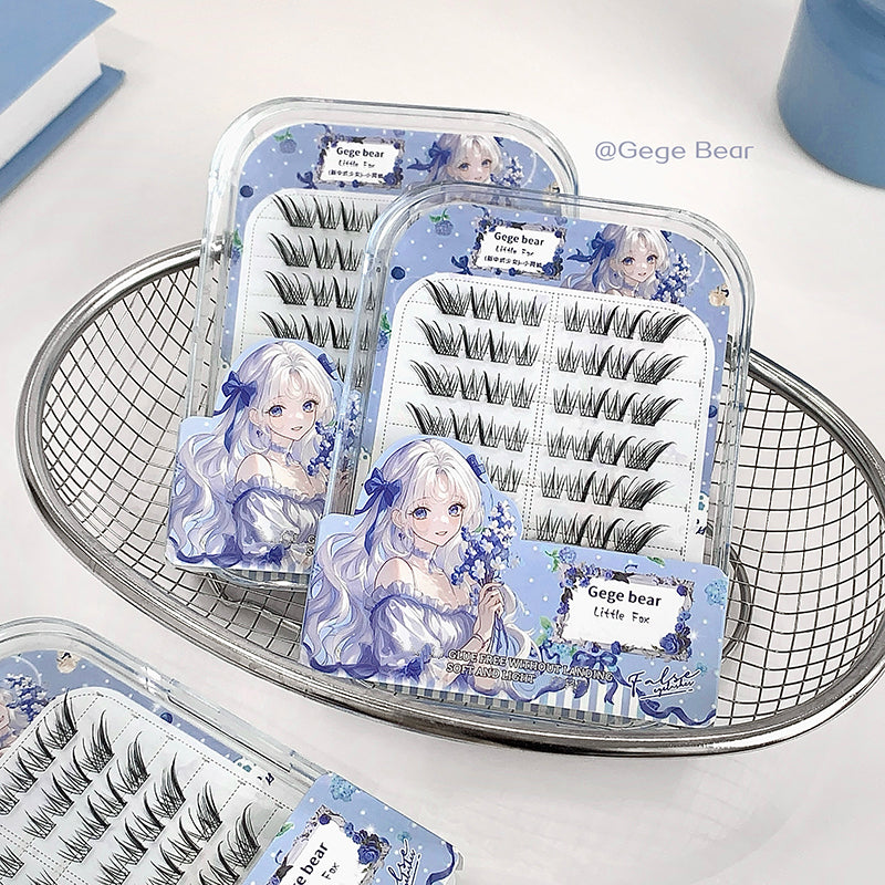 Eyelash packaging with character design on a metal tray